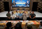 Polres-Magetan-Kembalikan-Emas-Senilai-1-Miliar-Pascatangkap-5-Tersangka-Pembobol-Toko