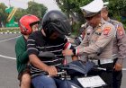 POLANTAS-AJAK-PENGENDARA-MENGHENINGKAN-CIPTA-SEJENAK-UNTUK-HORMATI-JASA-PAHLAWAN