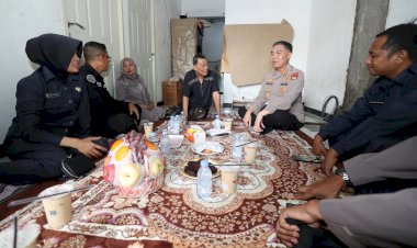 Hari-Jadi-ke-74-Humas-Polri,-Polda-Jatim-Anjangsana-ke-Purnawirawan